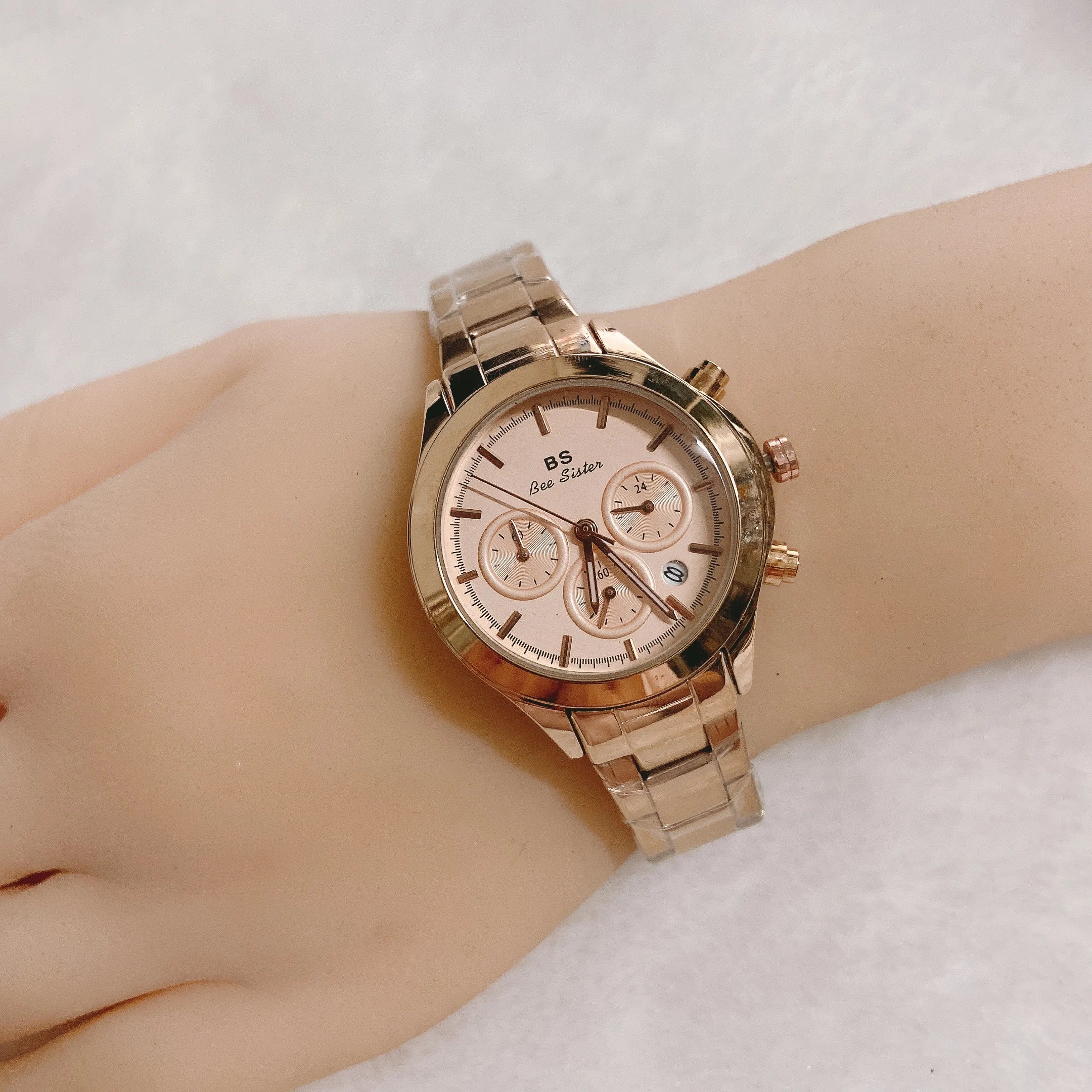 Latest Popular Fashion Gold Plated Bangle Bracelet Watch Wedding Party Gift Birthday Bridal Wristwatch