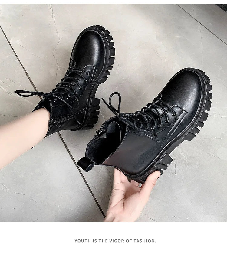 2022 New Women White Ankle Boots PU Leather Thick Sole Lace Up Combat Booties Female Autumn Winter Platform Shoes Woman