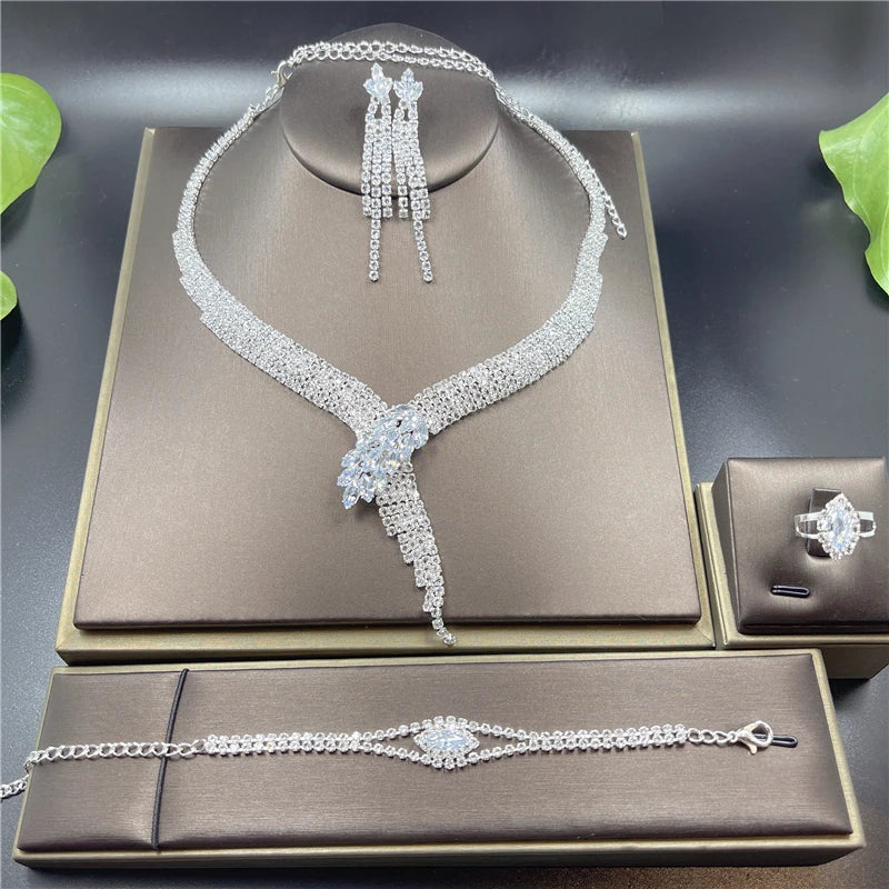 4 pcs Vintage Elegant Rhinestone Crystal Wedding Bridal Jewelry Set Europe Necklace Earring Bracelet Ring Costume...