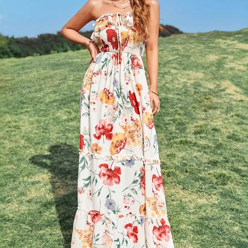 The New Summer Sexy Sleeveless Halter Print Dress Is a Versatile and Fashionable Professional Outfit