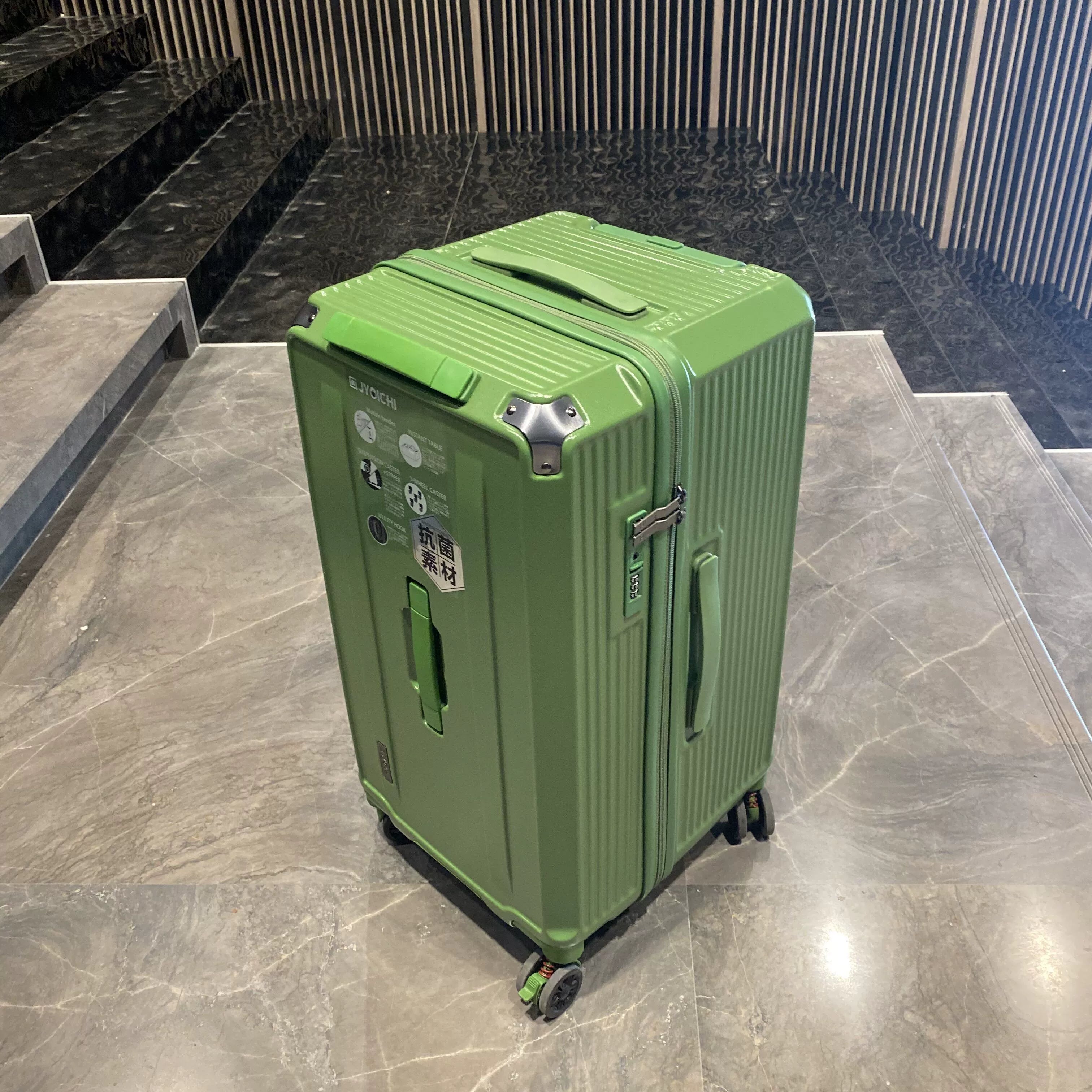 Export Durable 40-Inch Oversized Pc Men's and Women's Luggage