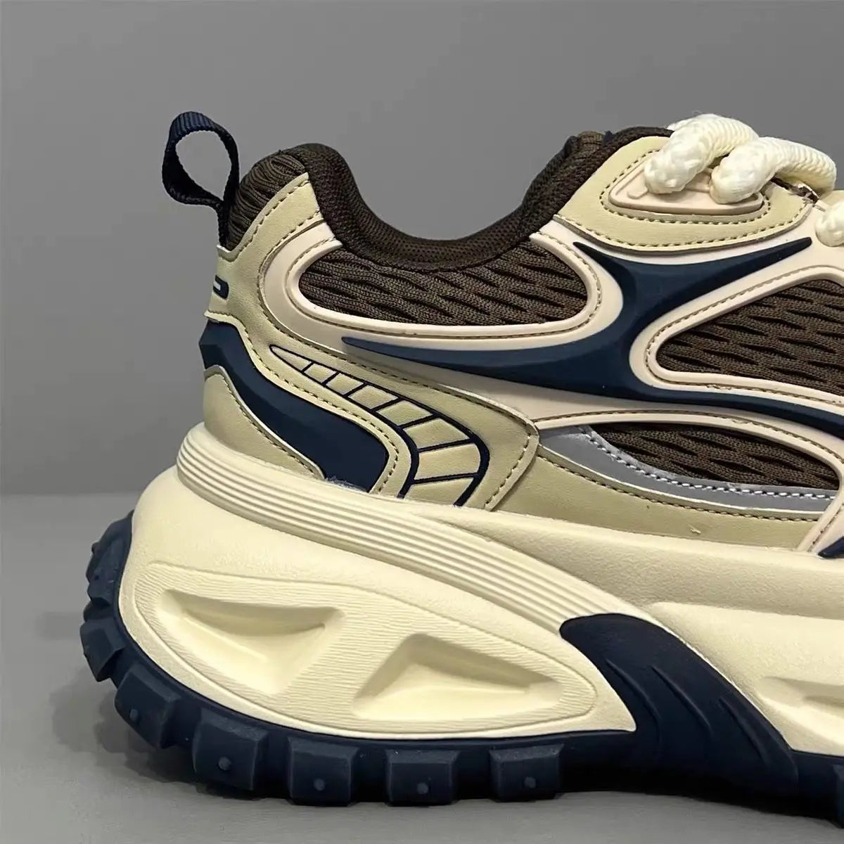 Casual Style Breathable Sporty Men's Shoes Thick Bottom Versatile High-End Lightweight Fashionable Dad Shoes Comfortable Wear - Kimlud