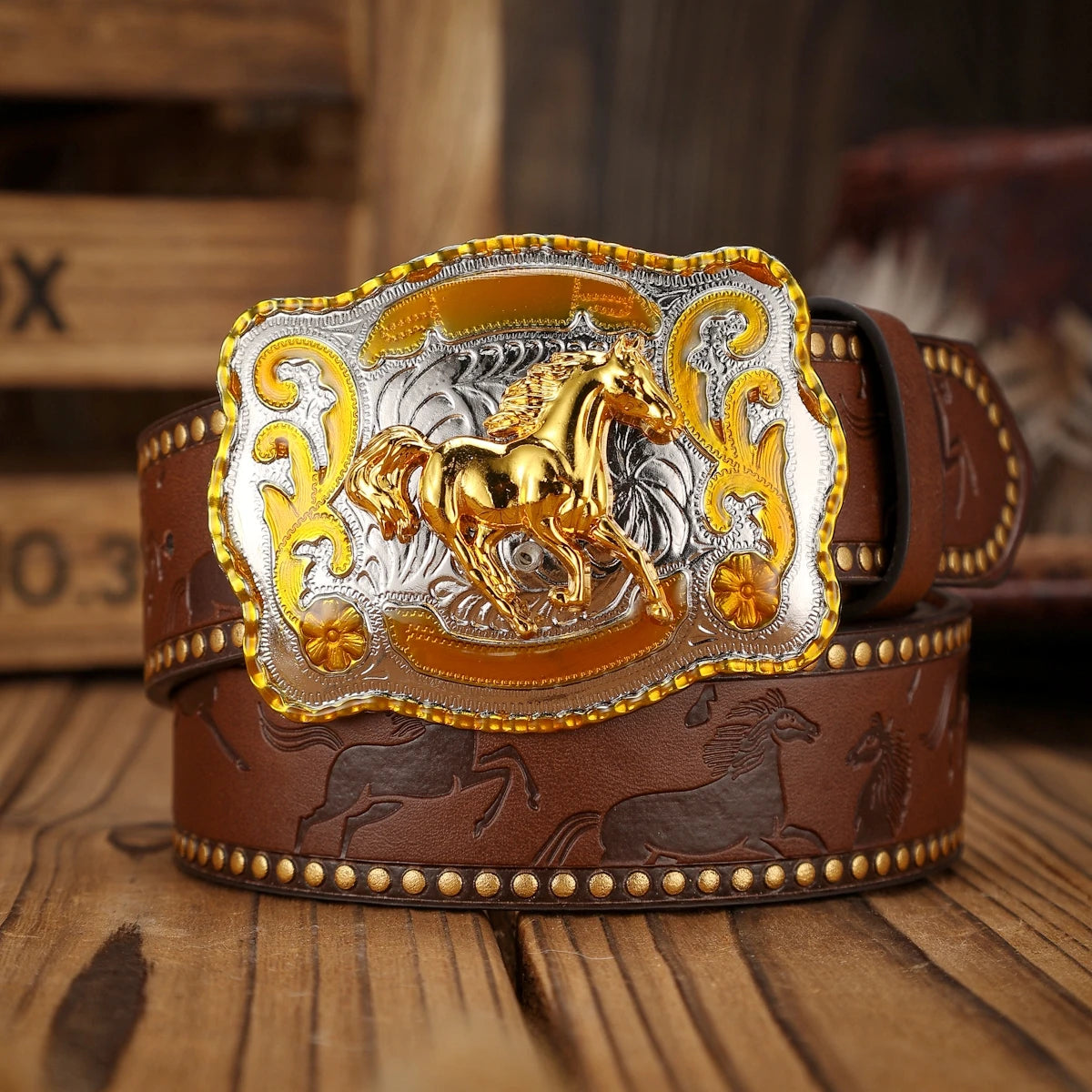 A Western-style buckle PU belt suitable for both men and women, and a unique retro casual belt (with perforated nails)