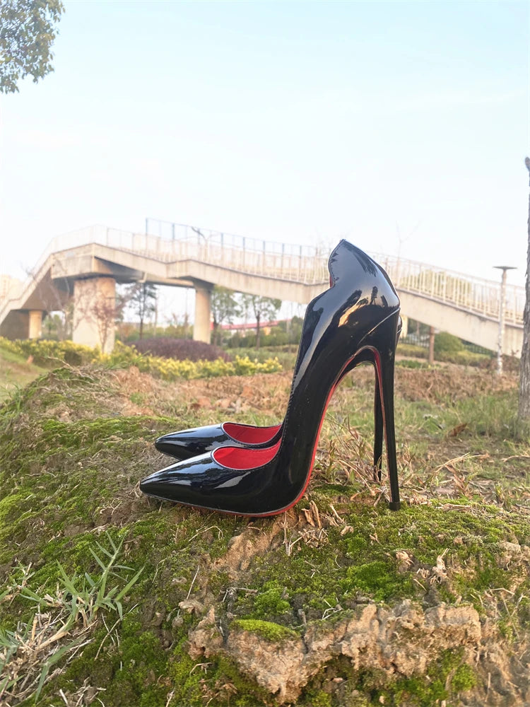 Spring and Autumn New Lacquer Wave V-neck High Heels 12cm Fashionable and Sexy Commuting Single Shoes