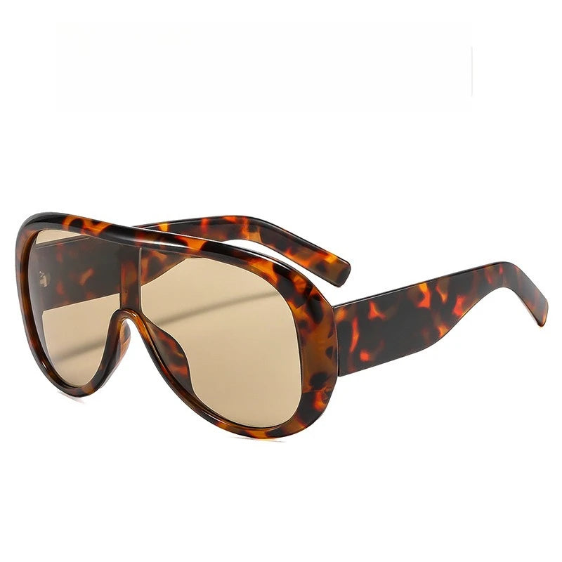 Oversized One Piece Large Frame Y2K Cat Eye Sunglasses for Women Men Retro Square Gradient Sun Glasses UV400 Decoration Shades