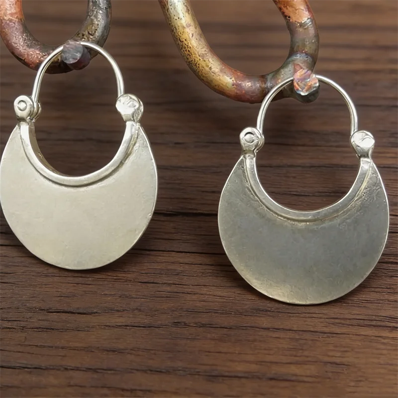Vintage Silver Color Metal Half Round Earrings Ethnic Personality Smooth Surface Hoop Earrings for Women Jewelry
