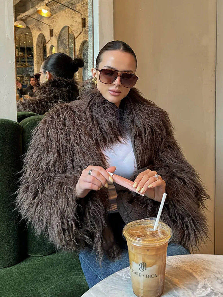 Casual Creamy-white Thick Faux Fur Short Coat Women Long Sleeve Turn Down Collar Warm Soft Jacket Female Winter Daily Outerwear