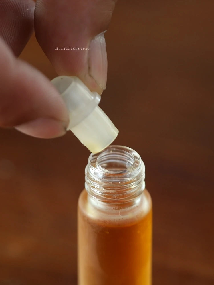 10ml Natural India Old Mountain Sandalwood Essential Oil Indoor Humidifier Air Purification Buddhist Beads Aromatherapy Oil - Kimlud