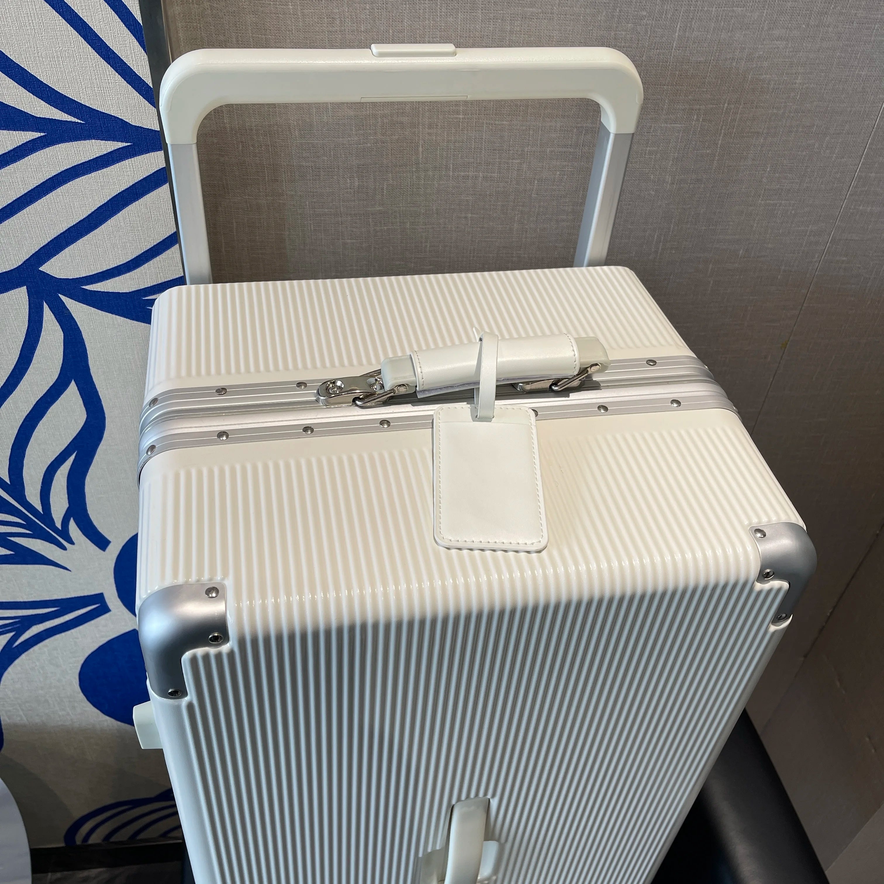 Wide Handle Suitcase Aluminum Frame Travel Trolley Case 20-inch Carry-on Cabin Suitcase Large Capacity 26-inch | Kimlud...