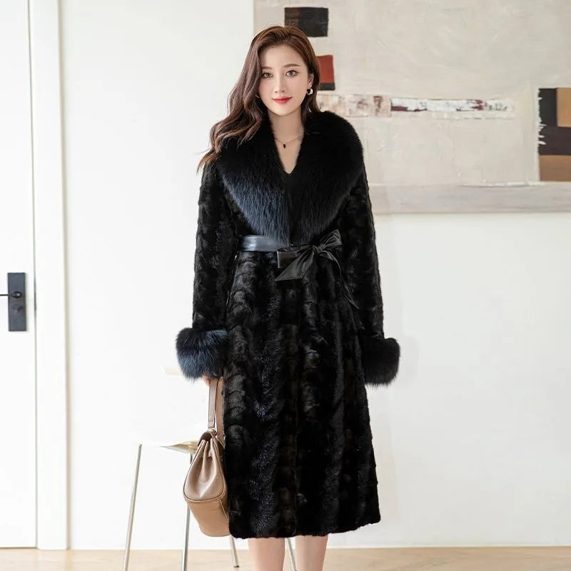 Hot Sales Genuine Mink Fur Fashion New Women's Long Thickened Oversized Fox Fur Collar Warm Mink Coat High Quality Real Fur Coat
