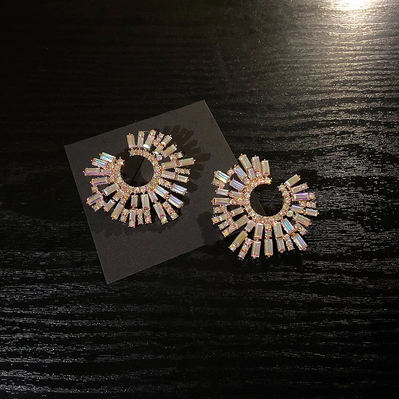 Luxury Exaggerated Crystal Earrings Large Circle Flower Shiny Rhinestone Stud Earrings for Women 2023 Trendy Fashion...