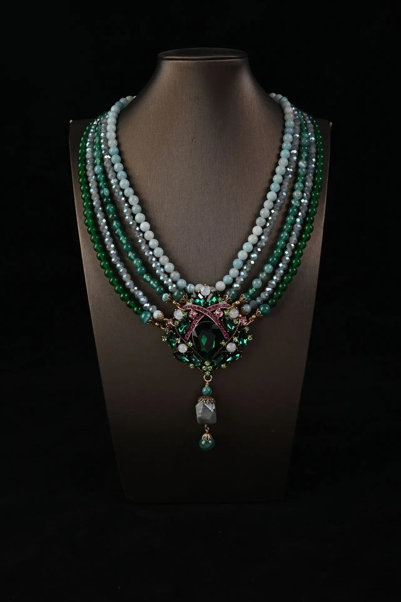 Retro luxury palace style Princess multi-layer glass agate bead necklace accessories