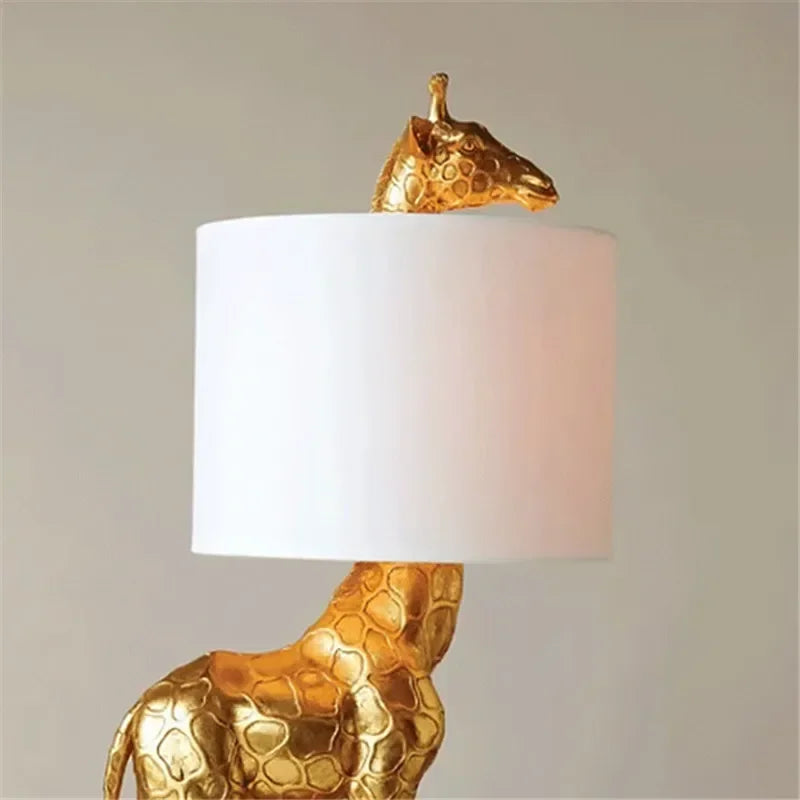 Factory Manufacture Designer Animal Resin Giraffe Table Lamp Gold Lamp Body Resin Animal Home Decor Night Lights E26/E27 Holder - Kimlud