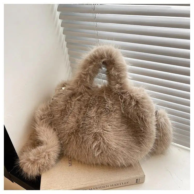 1 Pcs New Ladies Crossbody Large-capacity Plush Bag Handbag Imitation Fur Women's New Banquet Party Handbags Cute Bucket Bag