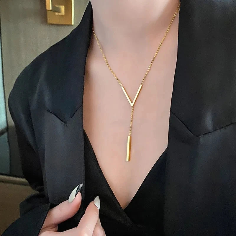 Stainless Steel V Shape Stick Pendant Necklace for Women Ladies Dainty Long Chain Necklace Party Jewelry