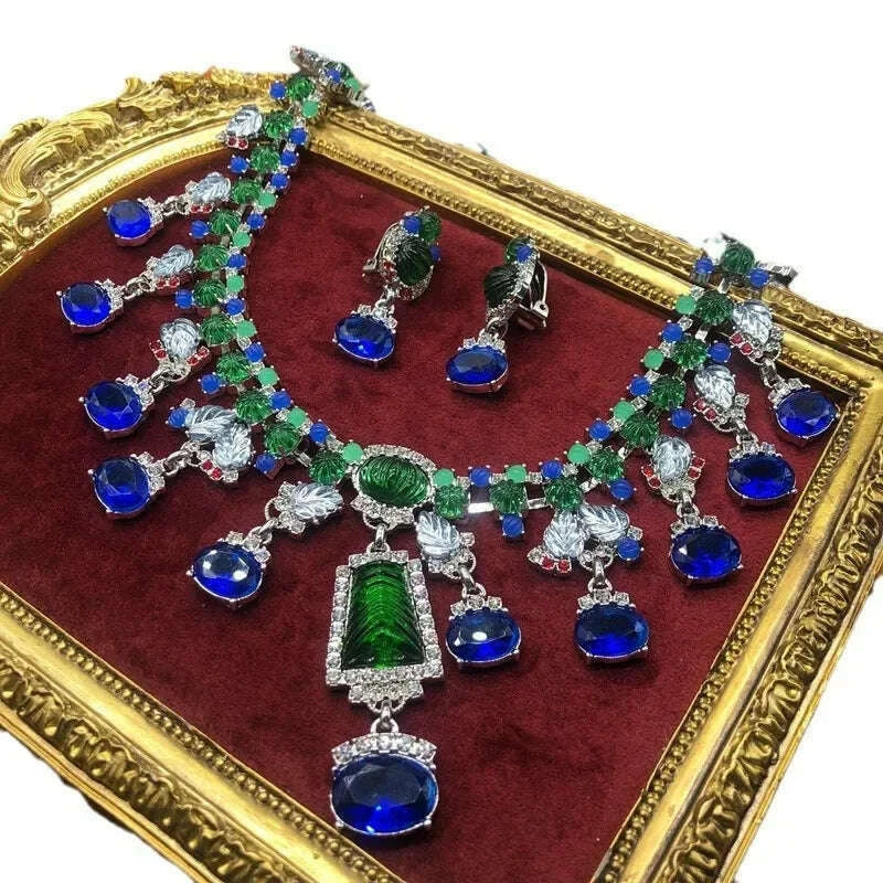 High-End Feel Blue Gemstone Choker Necklace Earrings Suit Fashionable Lockbone Chain Jewelry Set For Special Occasions