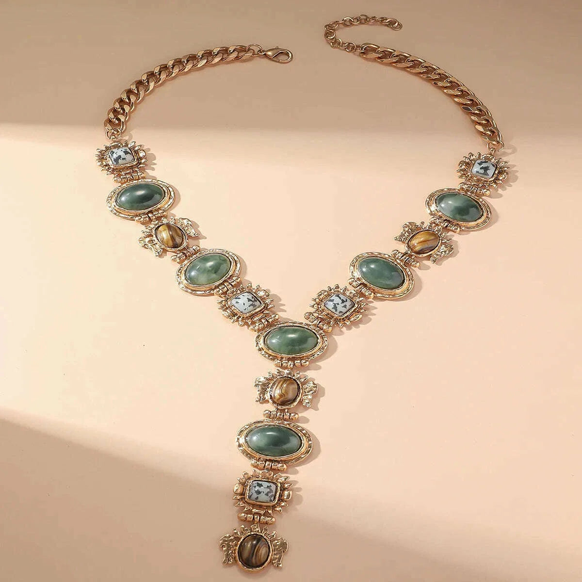 Vintage Chunky Geometric Resin Necklace for Women Irregular Exaggerated Big Statement Metal Necklace Ethnic Style Jewelry Gifts
