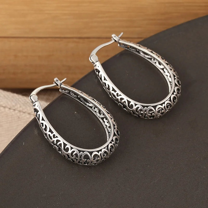 Retro Hollow Floral Carved U-Shaped Earrings Silver Plated Fashion Hoop Earrings Jewelry For Women Daily Party Banquet