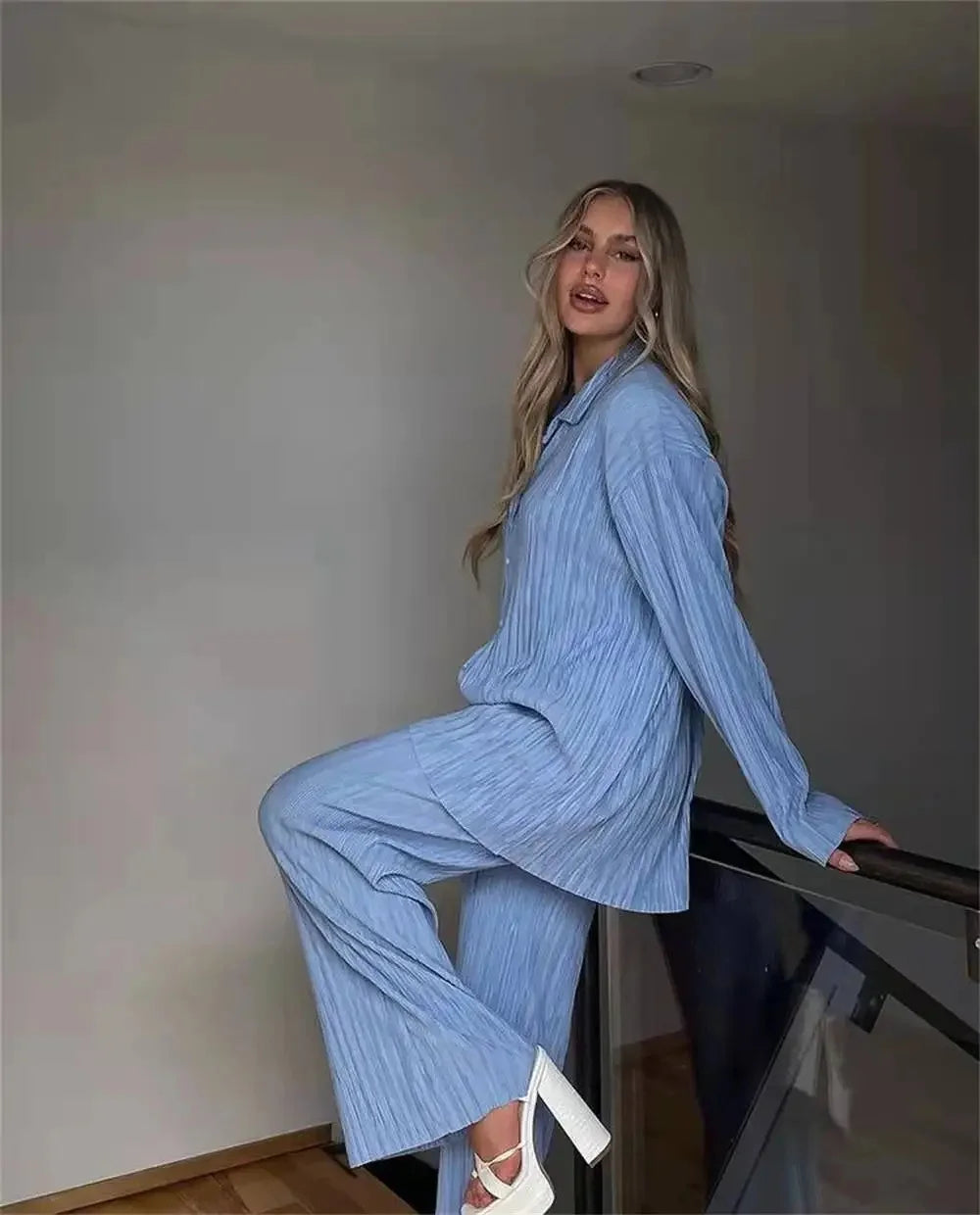 2023 Spring Summer Best Seller Solid Color Draped Loose Fit Smooth Pleated Women's Casual 2-Piece Set Stock Available