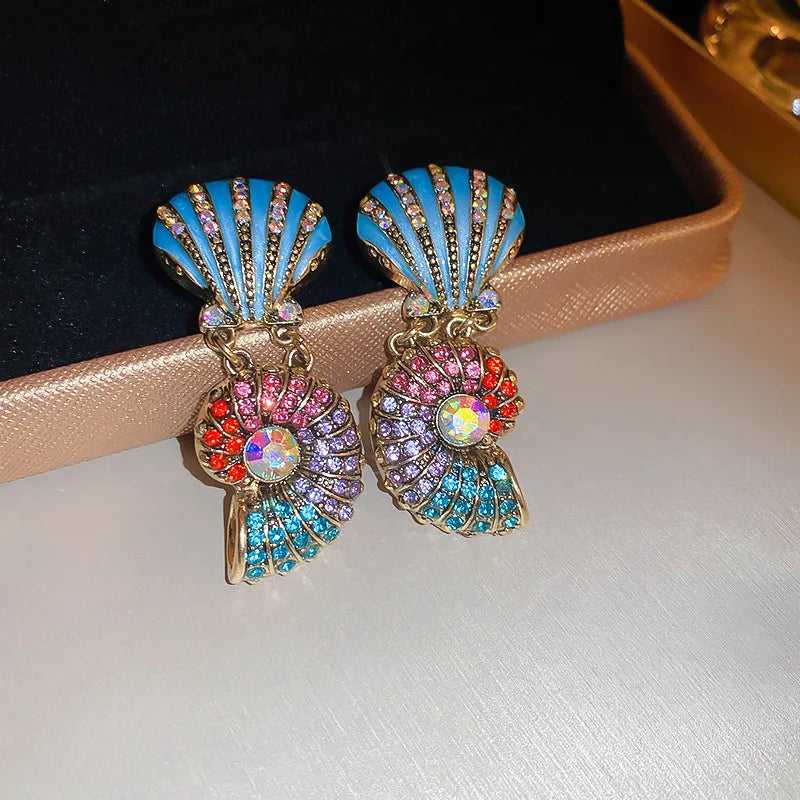 Inlaid Rhinestone Shell Stars Double Pearl Necklace for Women Light Luxury Style Exaggerated Chain Fashion Jewelry Sets Party