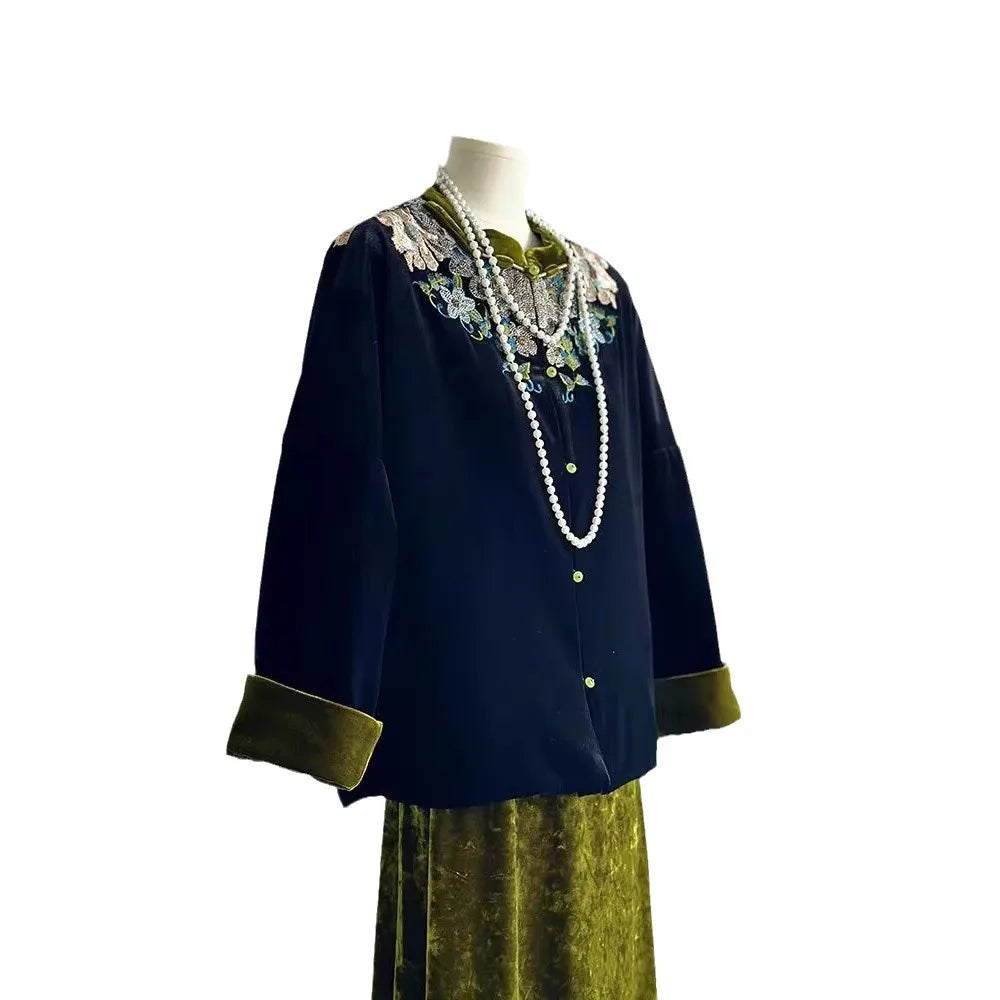 New Chinese Style Women's Velvet Jacket Heavy Embroidery Warm Cotton Coat Autumn Winter Cotton Padded Fashionable Little Cott...