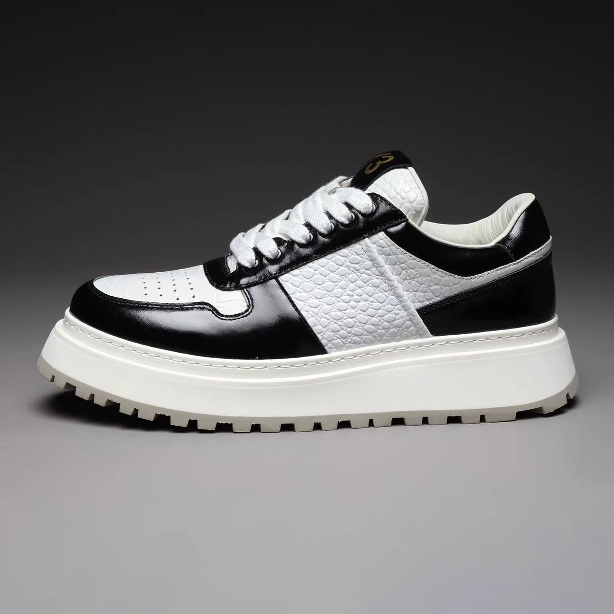 New Fashion Man Crafted Casual Shoes Calf Leather Platform Height Increasing Sports Shoes Men Tennis Sneakers Daily Loafer Shoes