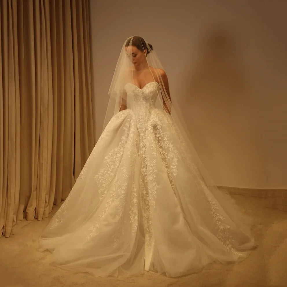 Arabic Applique Wedding Dresses Florals Gorgeous Bridal Gowns Beading Custom Made Bridal Dress Lace Up Back Pleated Draped - Kimlud