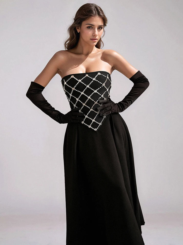VC Glamorous Black Sleeveless Strapless Dress with Diamond-Grid Details for Galas Gown