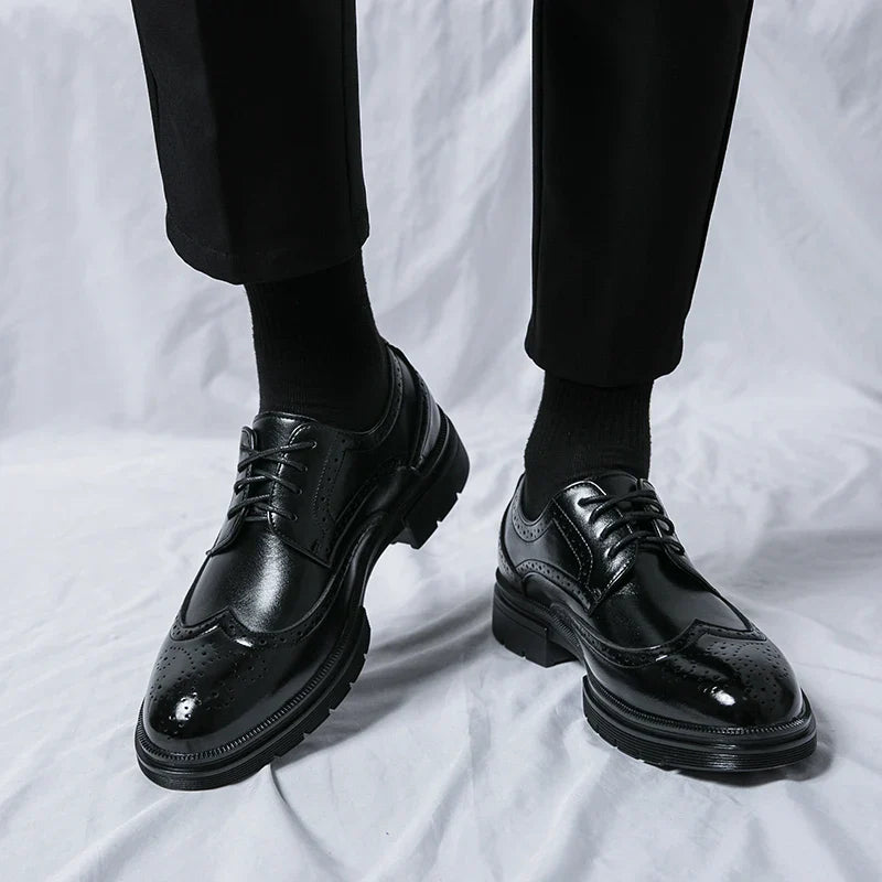 Handmade Men's Wingtip Oxford Shoes Black Leather Brogue Men's Formal Leather Shoes Classic Business Formal Men's Shoes Oxfords