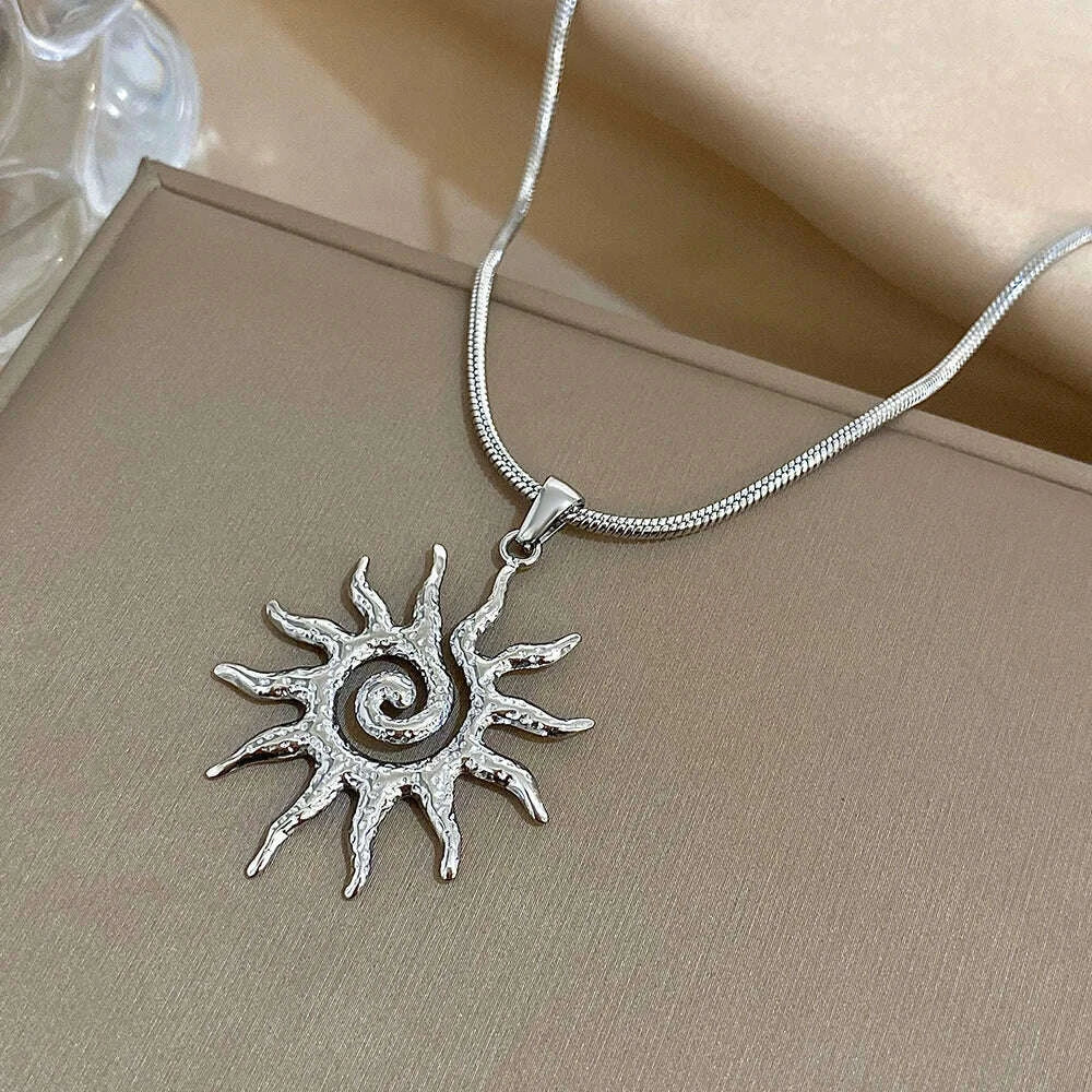 Flashbuy Vintage Chic Sun Shaped Pendant Stainless Steel Necklace Statement Golden Fashion Jewlery Gift
