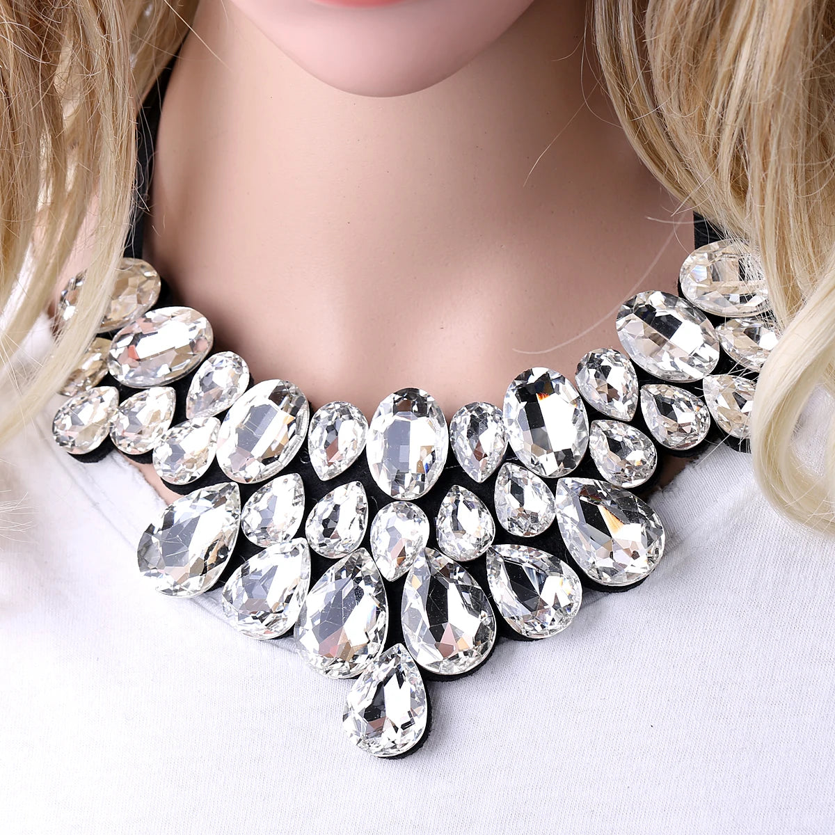 Fashion Bohemia Crystal Choker Necklace Jewelry for Women Handmade Chunky Pendant Collar Accessory Wedding Party Prom...