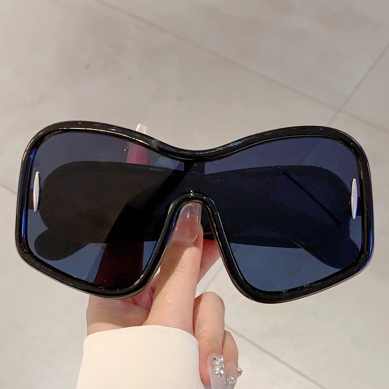 KAMMPT Trendy Square Designer Women's Shades Oversize Green Decoration Sunglasses Ins Brand Lady Sun Glasses for Driving Hiking - Kimlud