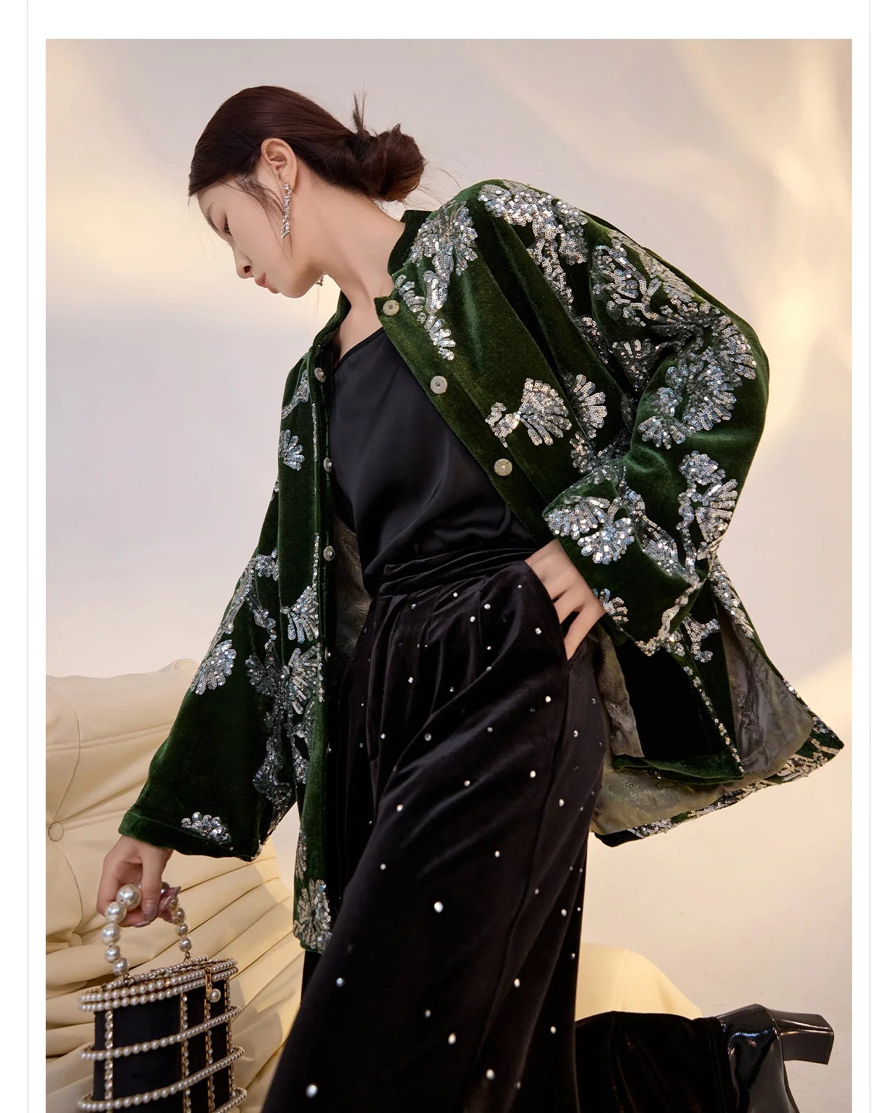 Spring and Autumn New Chinese Style Stand Collar Velvet Hidden Button Coat Elegant Flower Branch +Sparkling Jacquard Jacket S-L