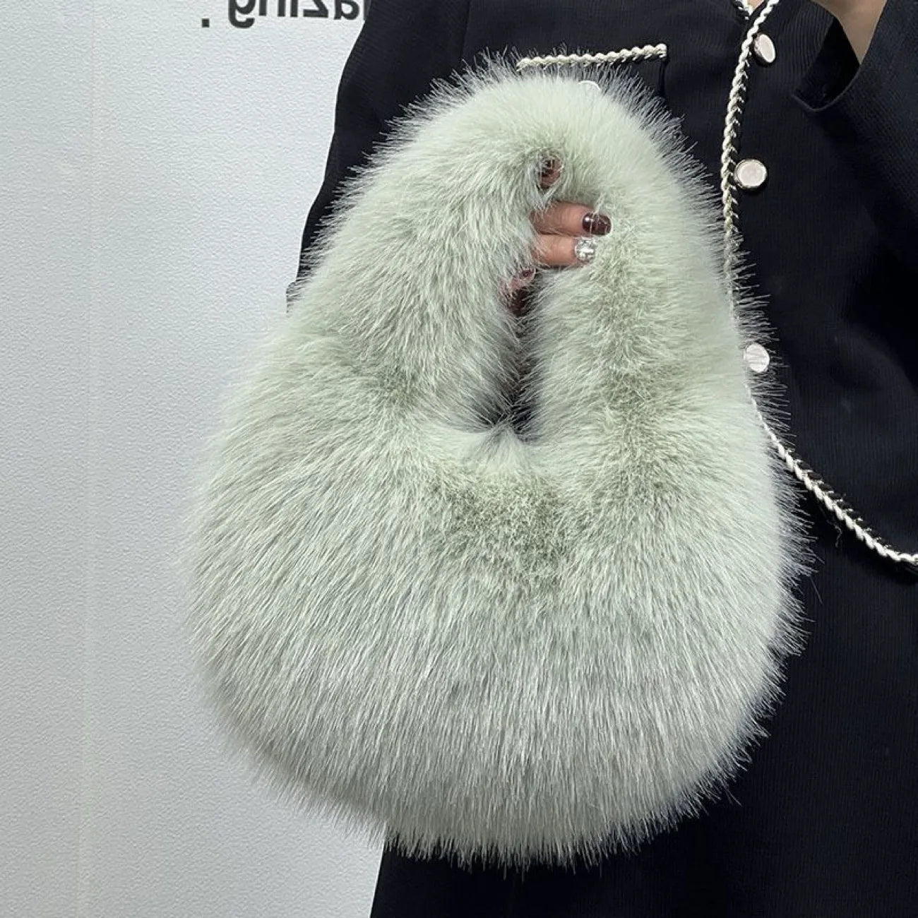Soft Plush Women's Small Handbags Simple Faux Fur Female Fluffy Clutch Purse Winter Fashion Furry Tote Solid Color Shoulder Bags