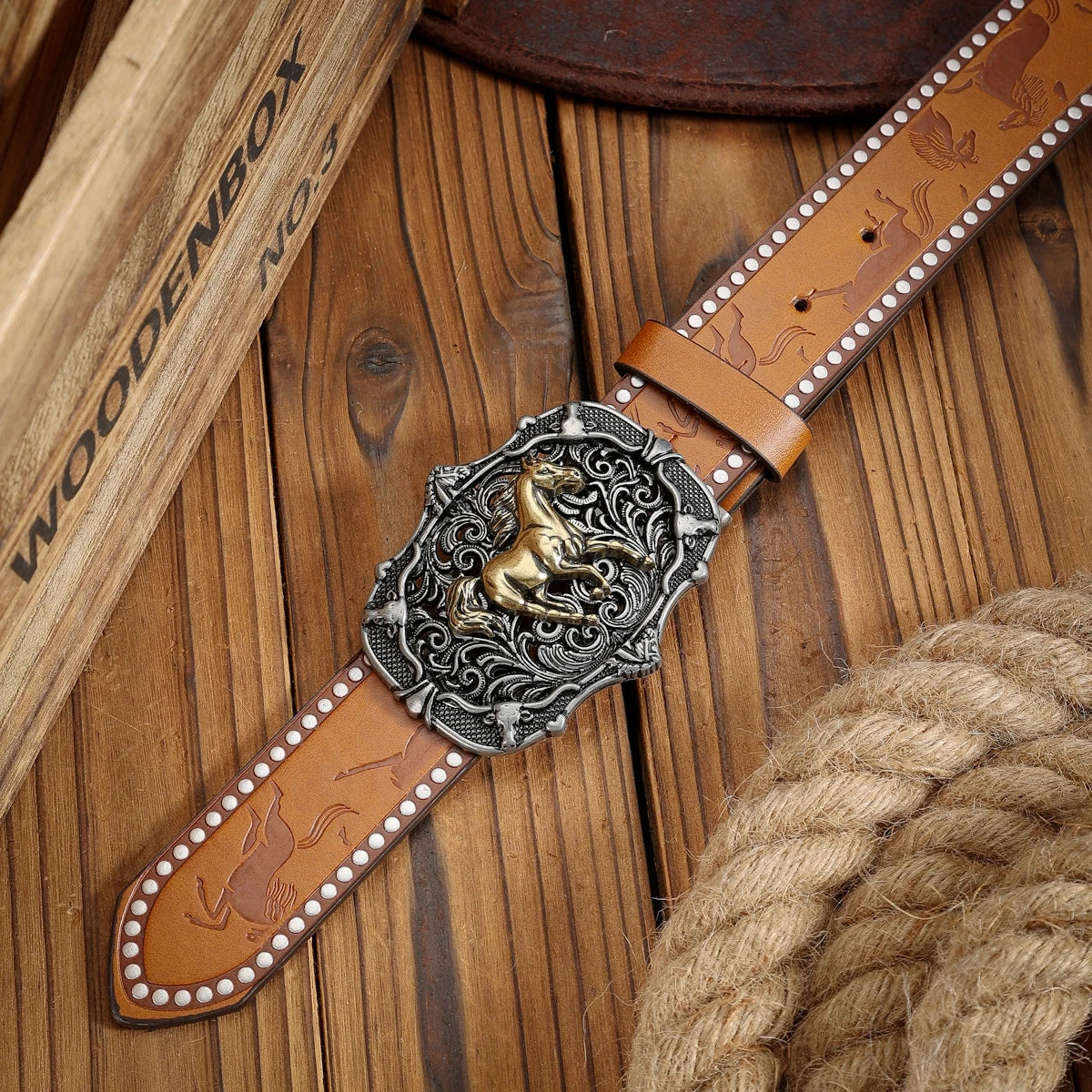 A unisex Western-style PU belt with buckles, Bohemian style, casual and retro, suitable for daily wear when going out