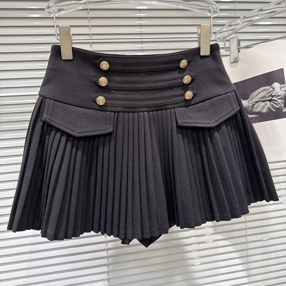 DEAT Trendy 2026 Autumn New Elegant Double Breasted Faux Woolen High-Waisted Pleated Skirt For Women A-line Skirts 11C320