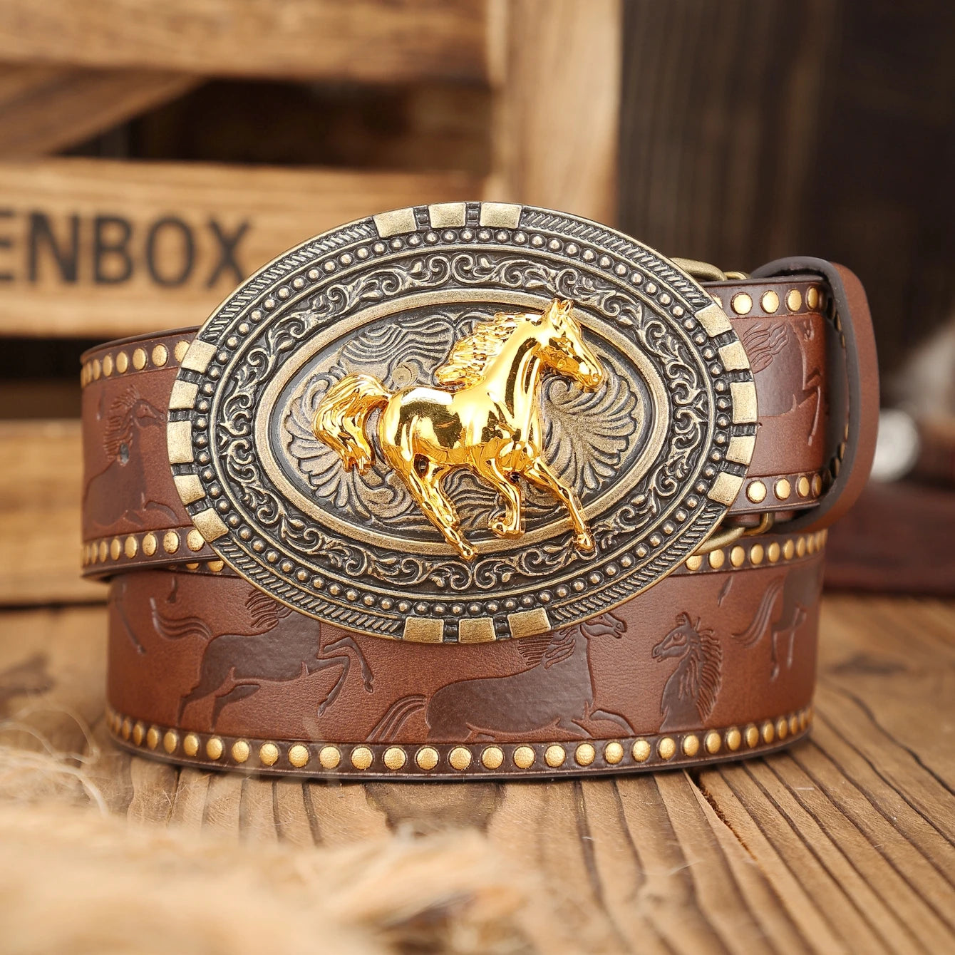 A Western-buckle PU belt suitable for both men and women, a unique and retro brown belt (with perforated nails included)