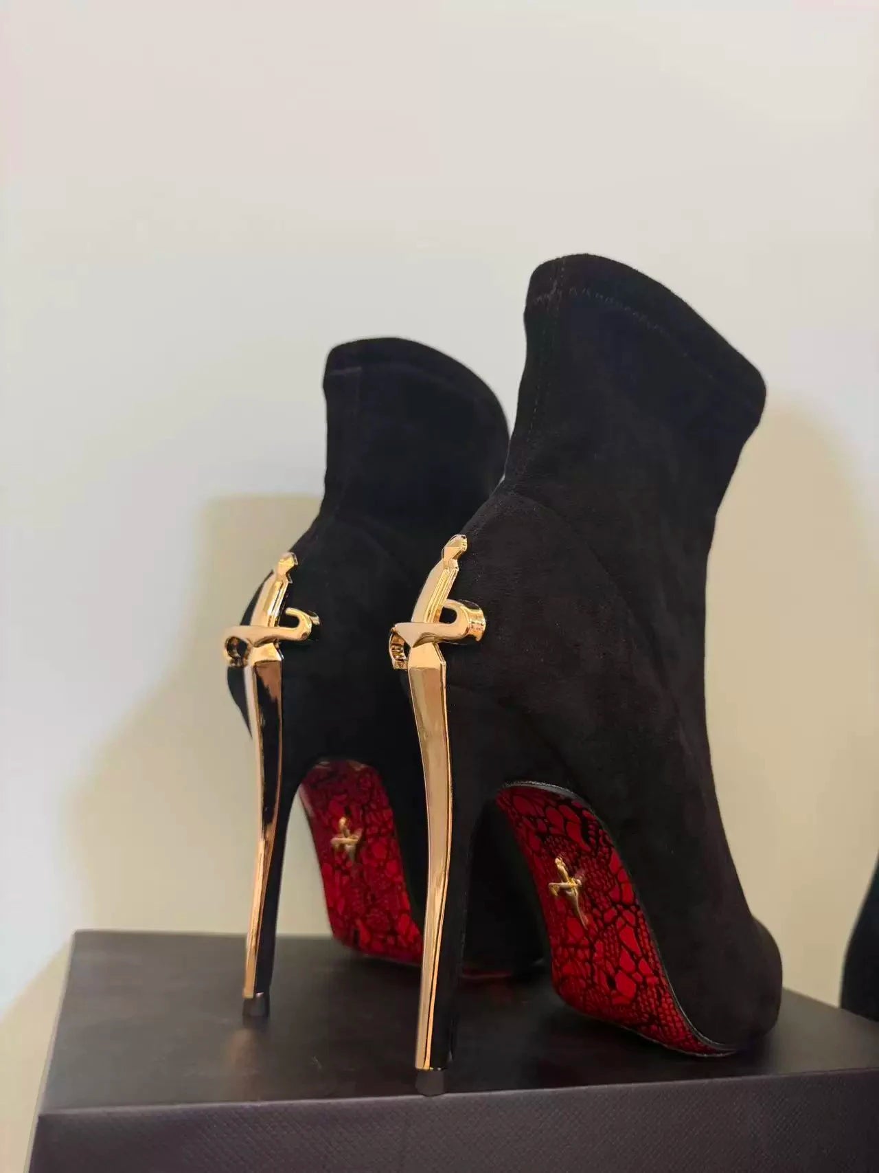 Elegant Short Boots High Boots Velvet Surface Red Bottom High Heels Ladies Fashion Metal Staff Boots Winter Youth Spring