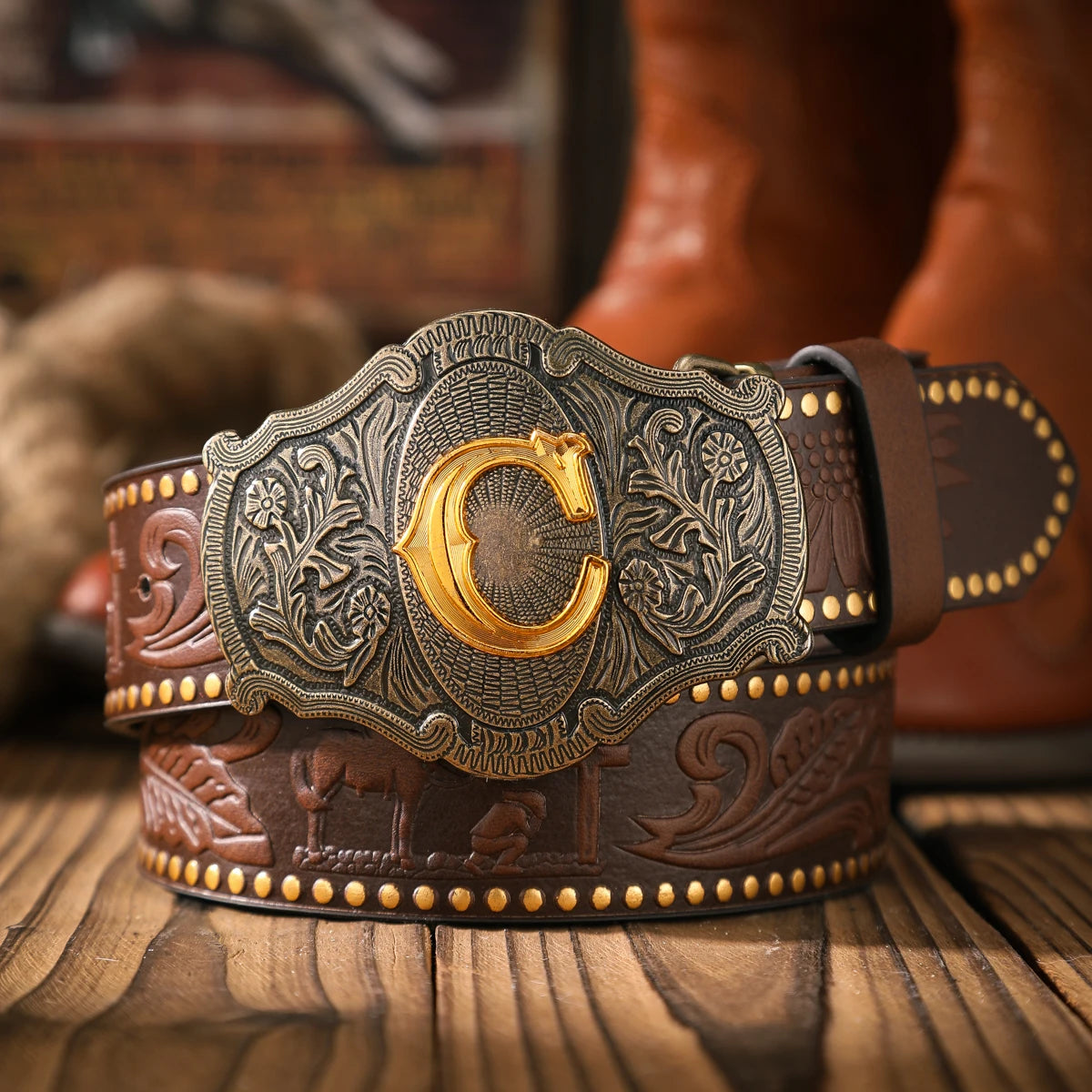 A casual and retro belt, a waist accessory for Western-style clothing, metal buckle, PU belt, suitable for both men and...