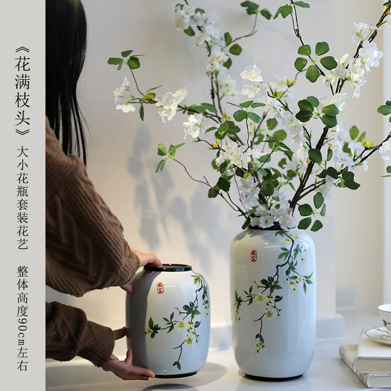 Chinese ceramic vase ornament, living room entrance floral art, home hydroponics creative simple round housewarming gift flower
