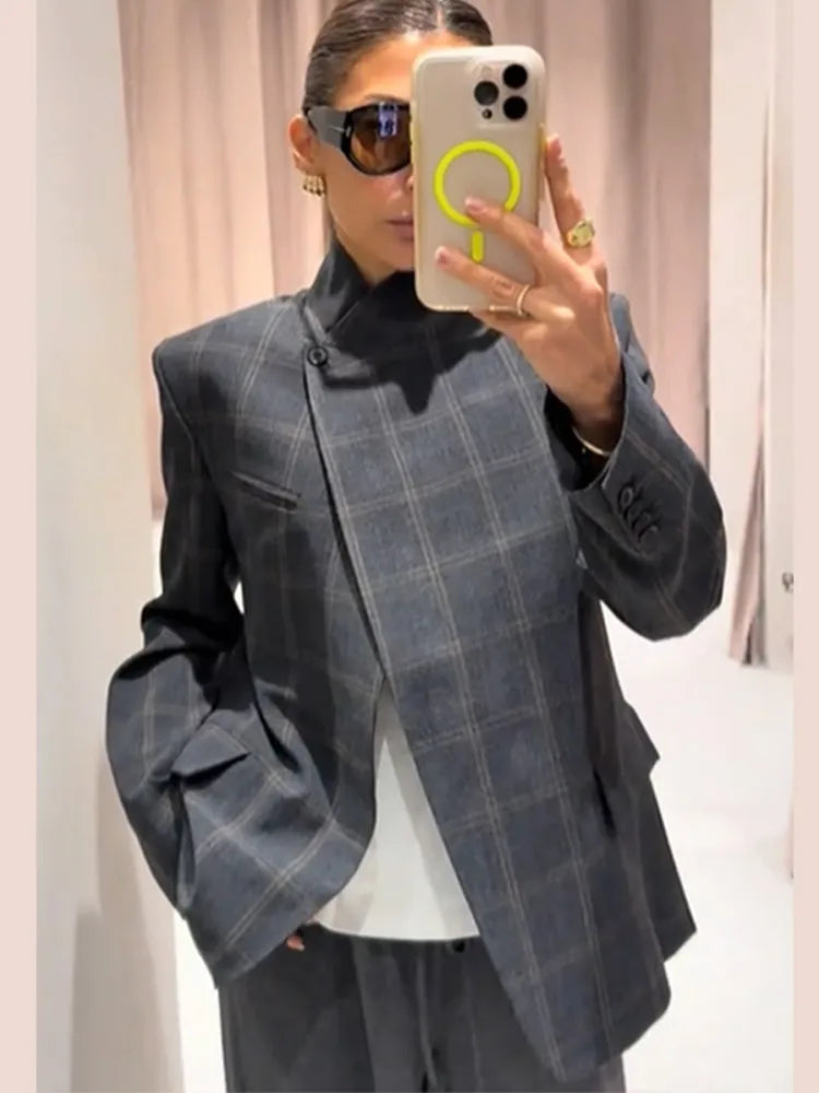 Women Irregular Plaid Blazer Jacket Fashion Stand Collar Full Sleeve Split Loose Short Coat 2025 Female Daily Commute Outerwear