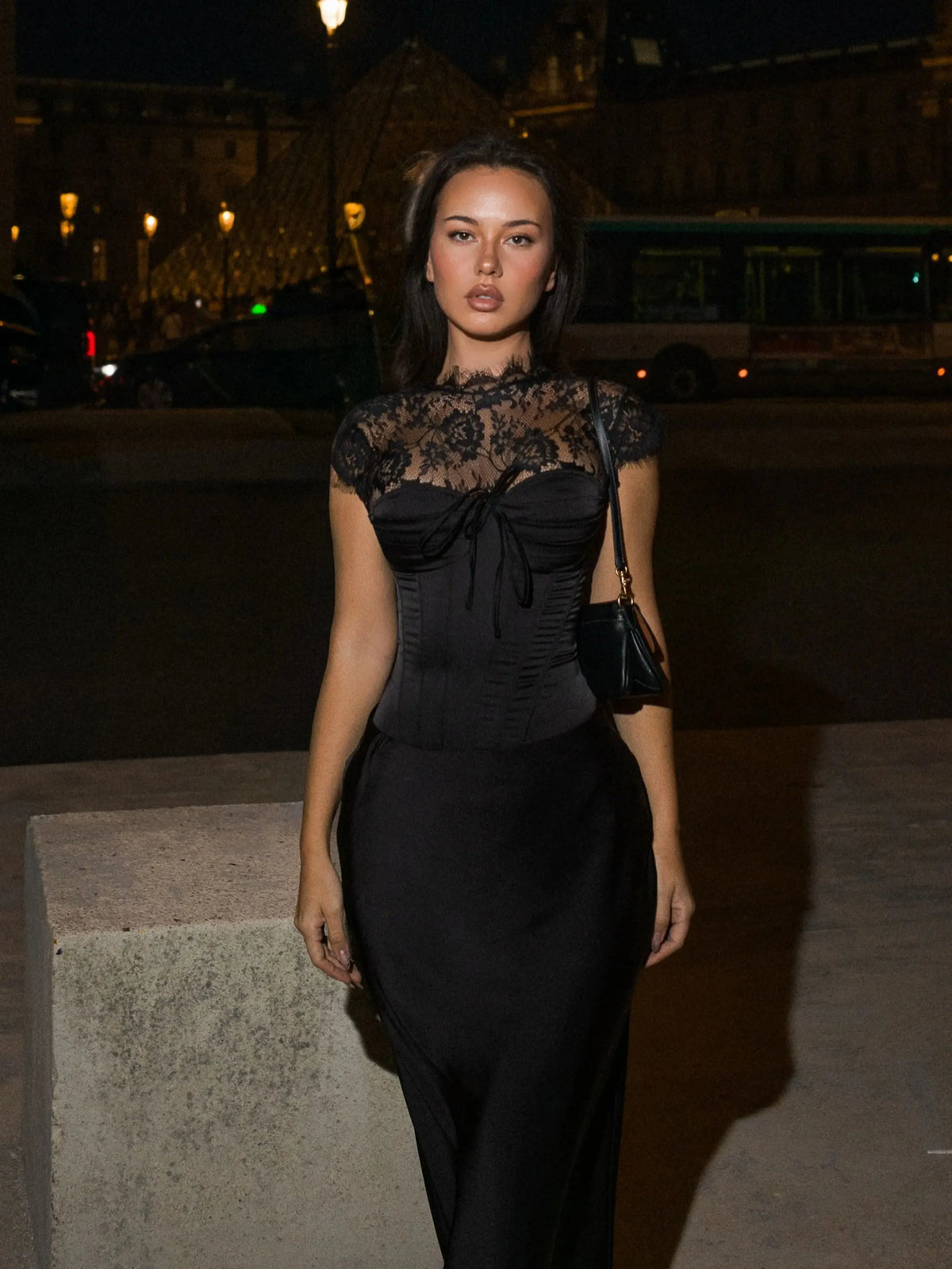 Black Lace High Neck Evening Dress Long Sleeve Sheer Corset Formal Gown Elegant Party Wear