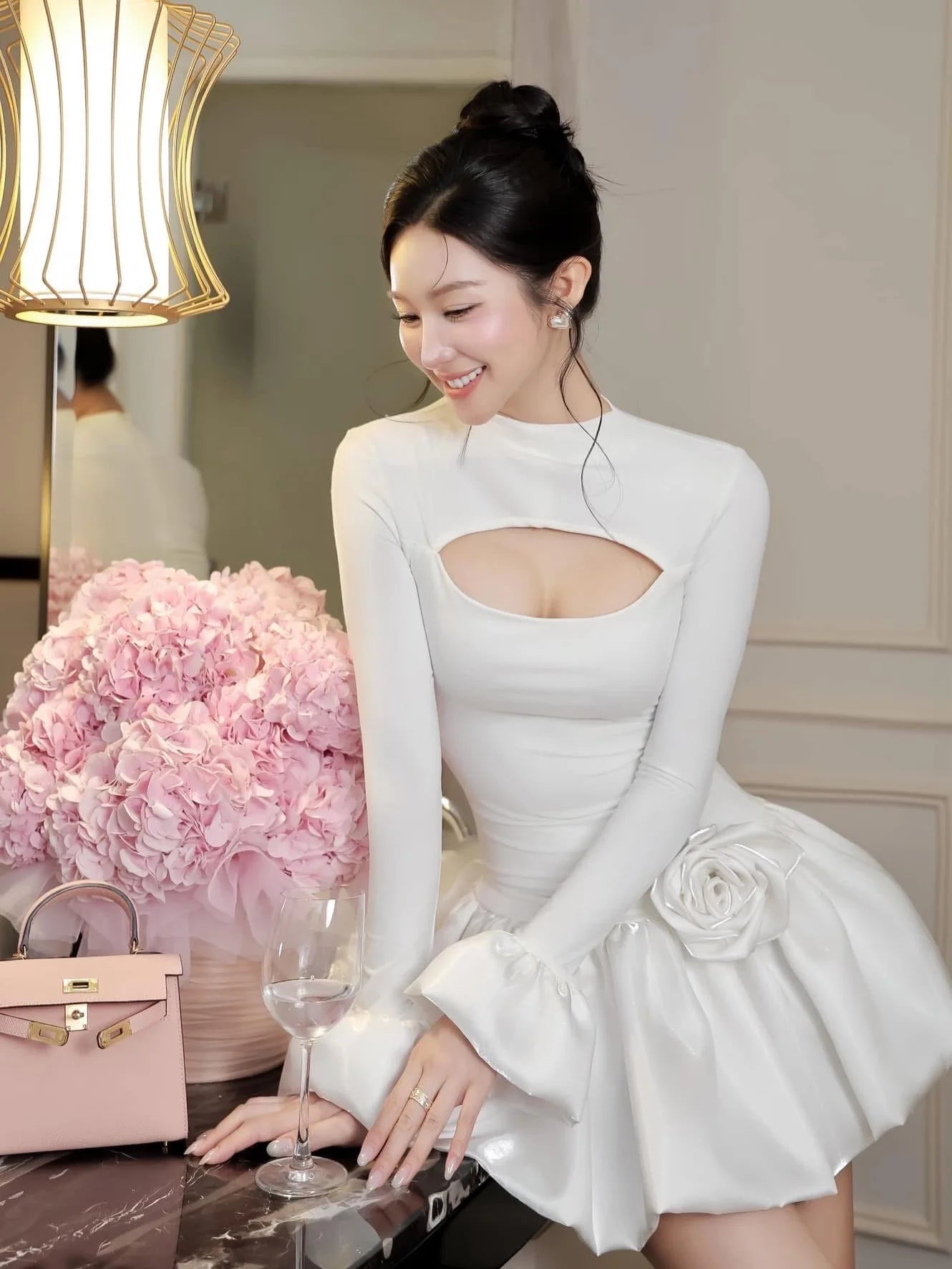 Romantic White Evening Dress with Ruffle Sleeves and Rose Applique - Ideal for Wedding, Party, and Cocktail Events 2026 New - Kimlud