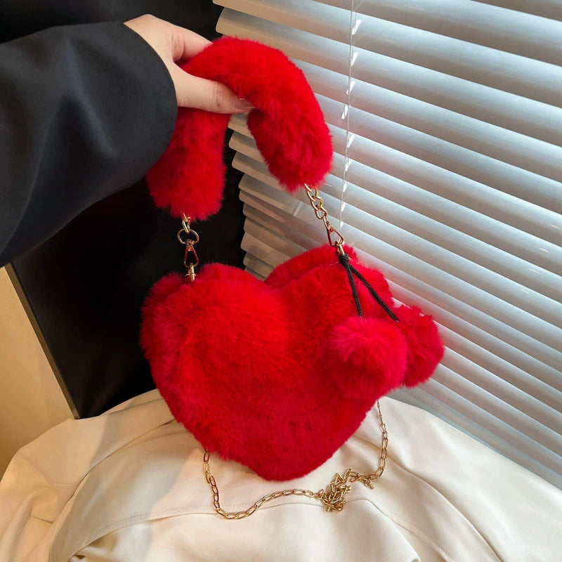 Large Capacity Fur Handbag Heart Shape Ladies Shoulder Bag Fashionable Cute Soft Zipper Closure Interior Phone Pocket