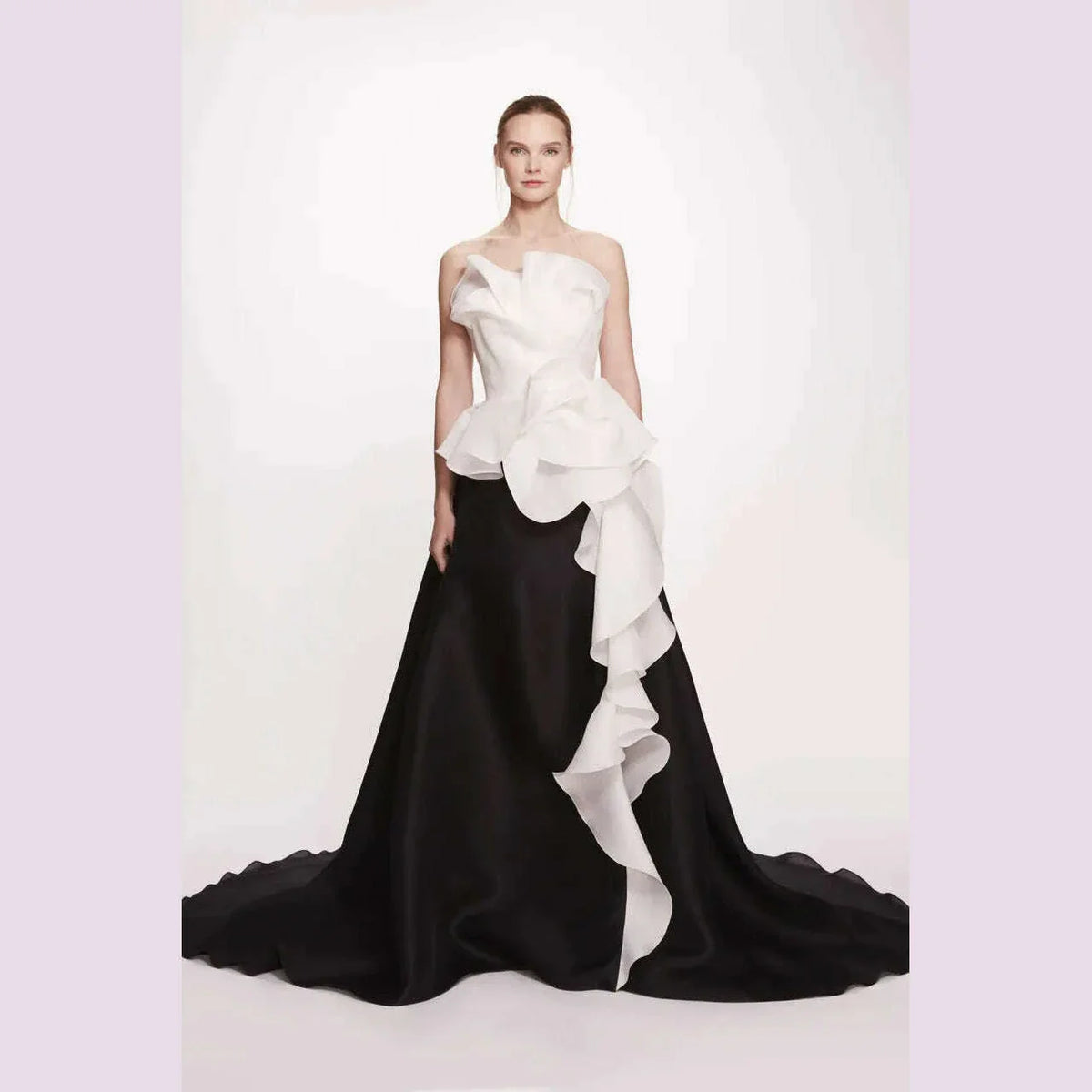 Elegant White&Black Mix Color A-line Formal Event Party Dresses Ruched 3 Flower Strapless Long Prom Gowns