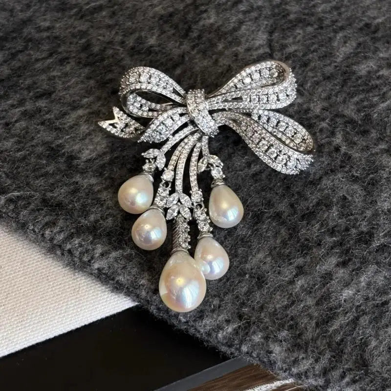 Light Luxury Exquisite Temperament Autumn And Winter Heavy Industry Bow Tassel Brooch Fashion Elegant Crystal Jewelry...