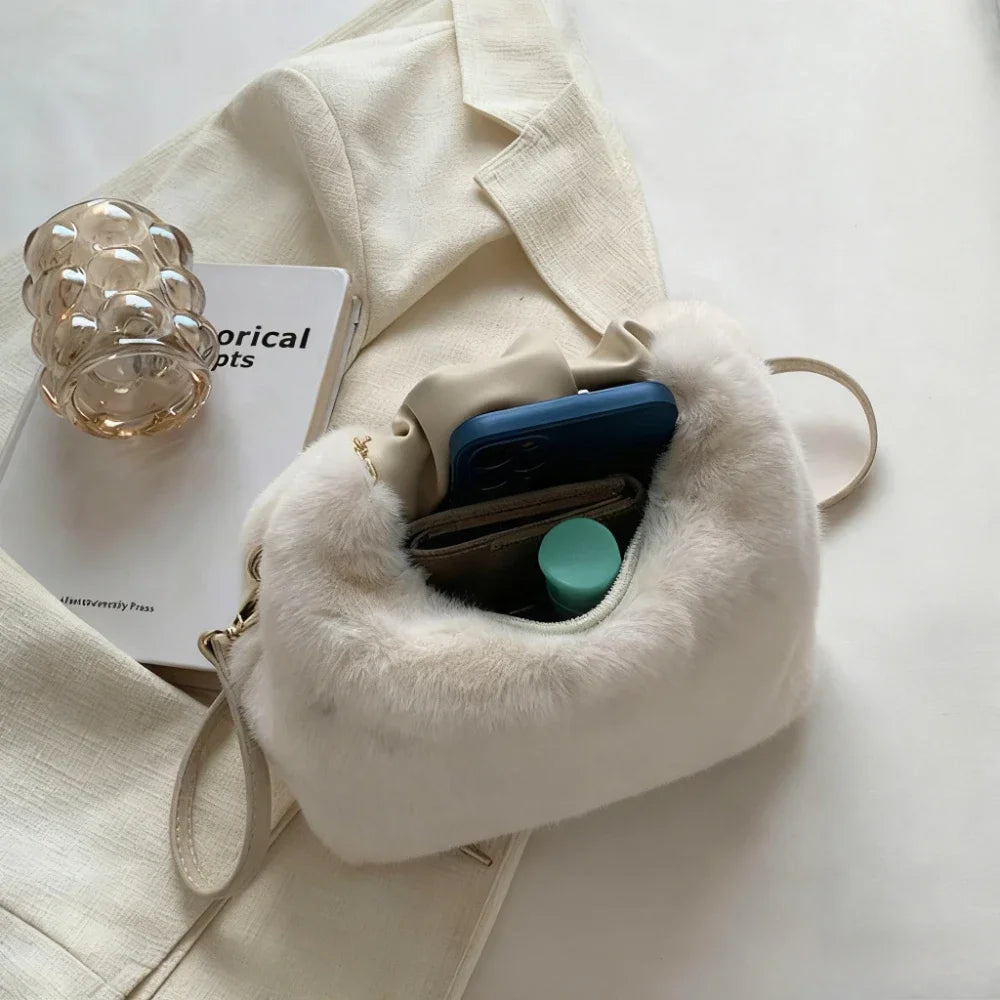 Fashionable Cute Plush Shoulder Bag for Women's Solid Color Soft Fluffy Handbag Autumn Winter Soft Plush Crossbody Bag