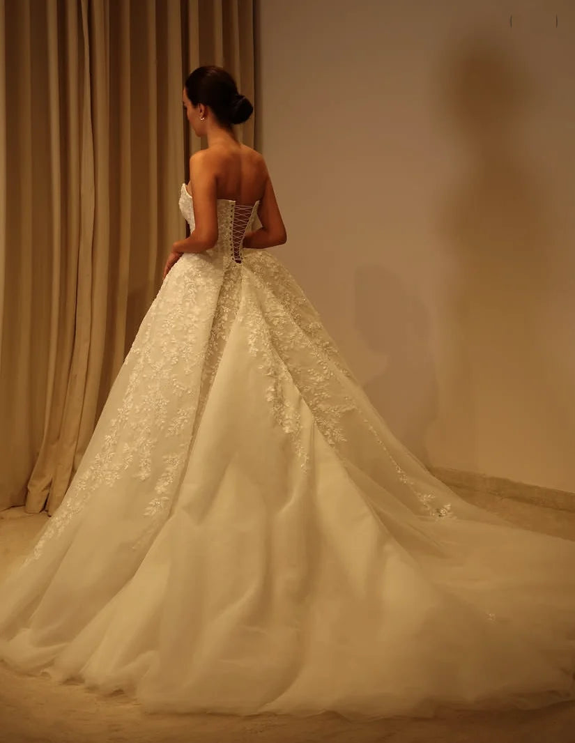 Arabic Applique Wedding Dresses Florals Gorgeous Bridal Gowns Beading Custom Made Bridal Dress Lace Up Back Pleated Draped - Kimlud