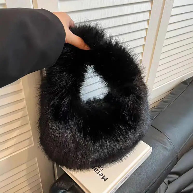 Winter Soft Plush Half Moon Bag Faux Fur Party Clutch Bag Lady Handbags Fluffy Female Winter Purse Casual Tote Bag 1-5PCS