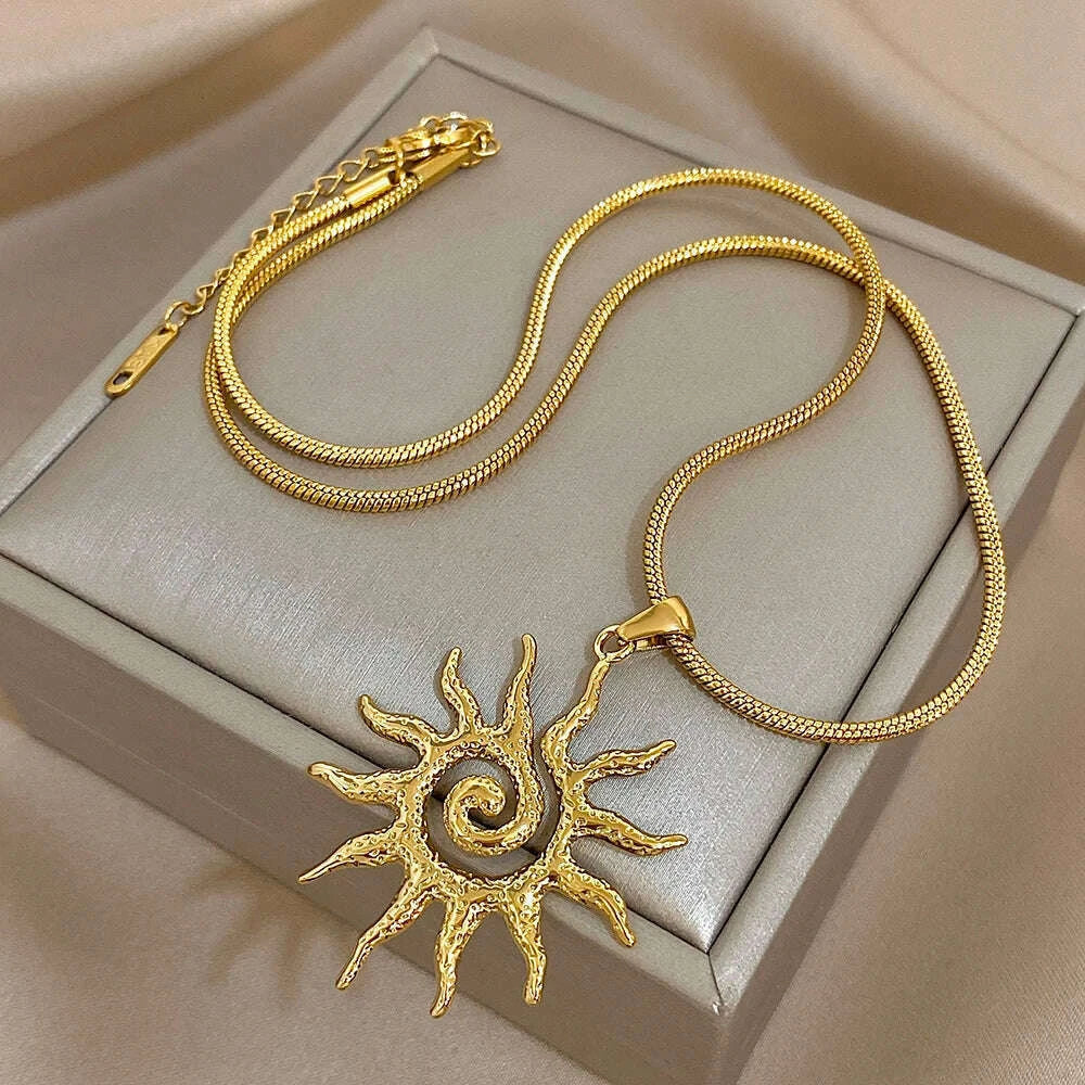 Flashbuy Vintage Chic Sun Shaped Pendant Stainless Steel Necklace Statement Golden Fashion Jewlery Gift